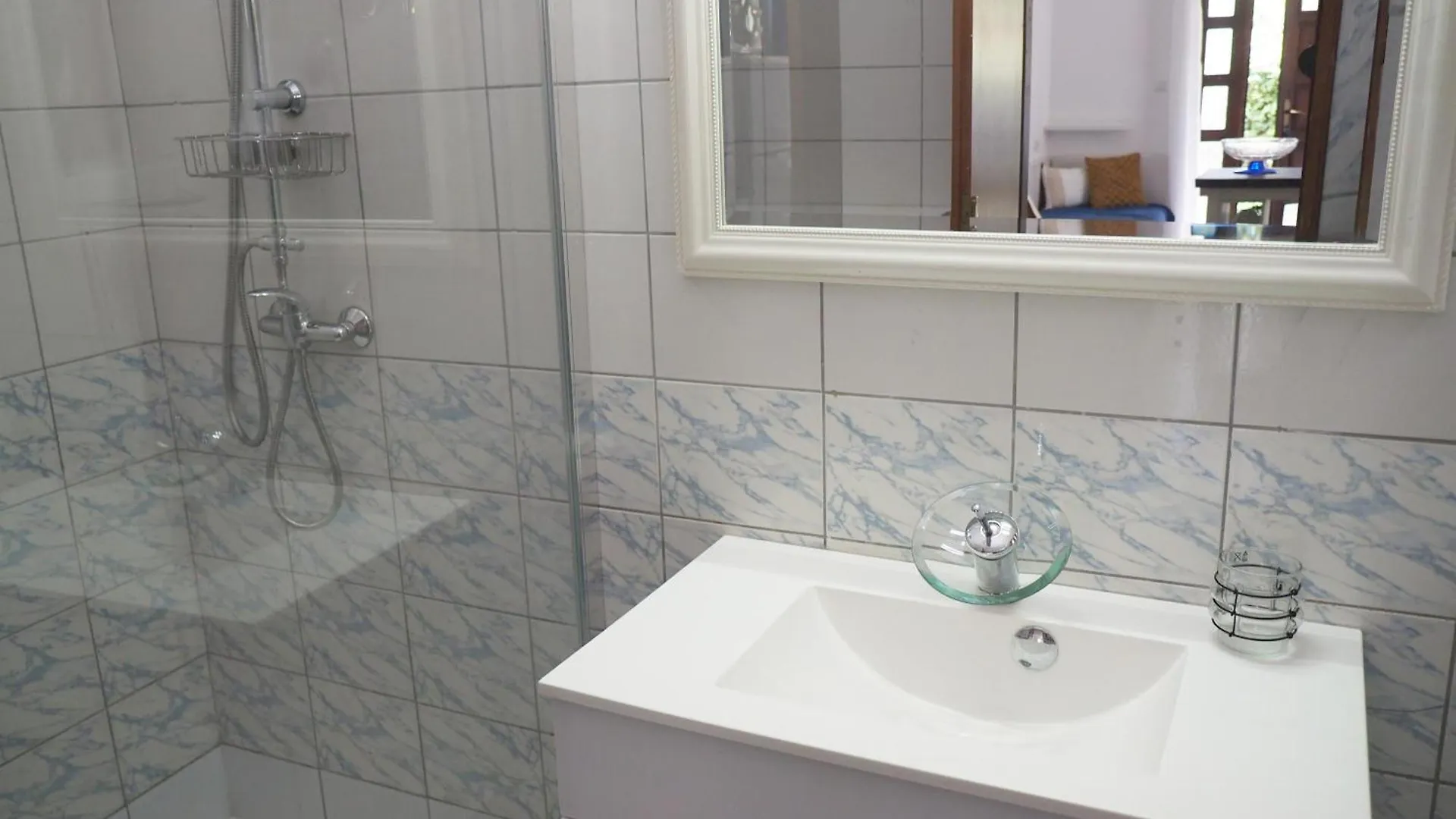 Dea Apartments Pula 0*,