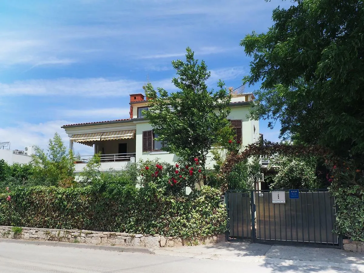 Dea Apartments Pula 0*,  Kroatien