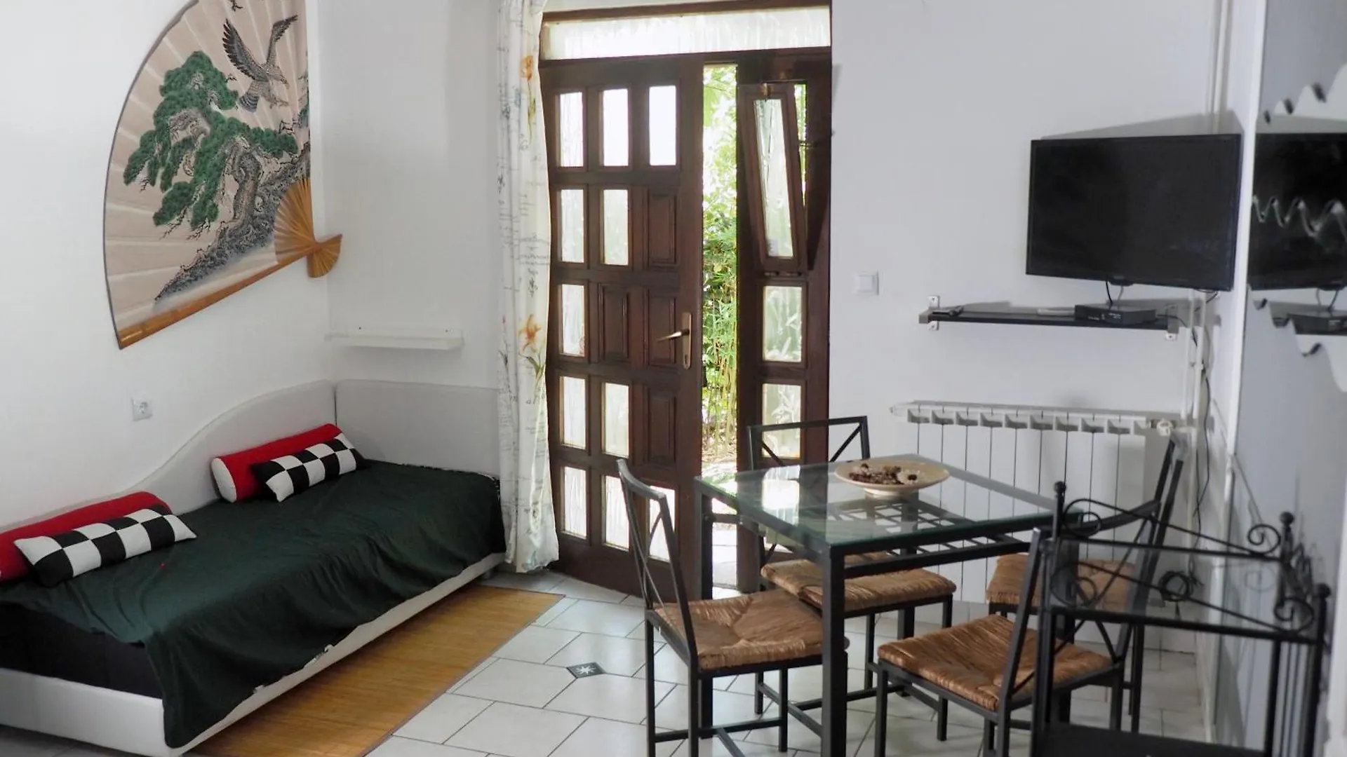 Dea Apartments Pula 0*,