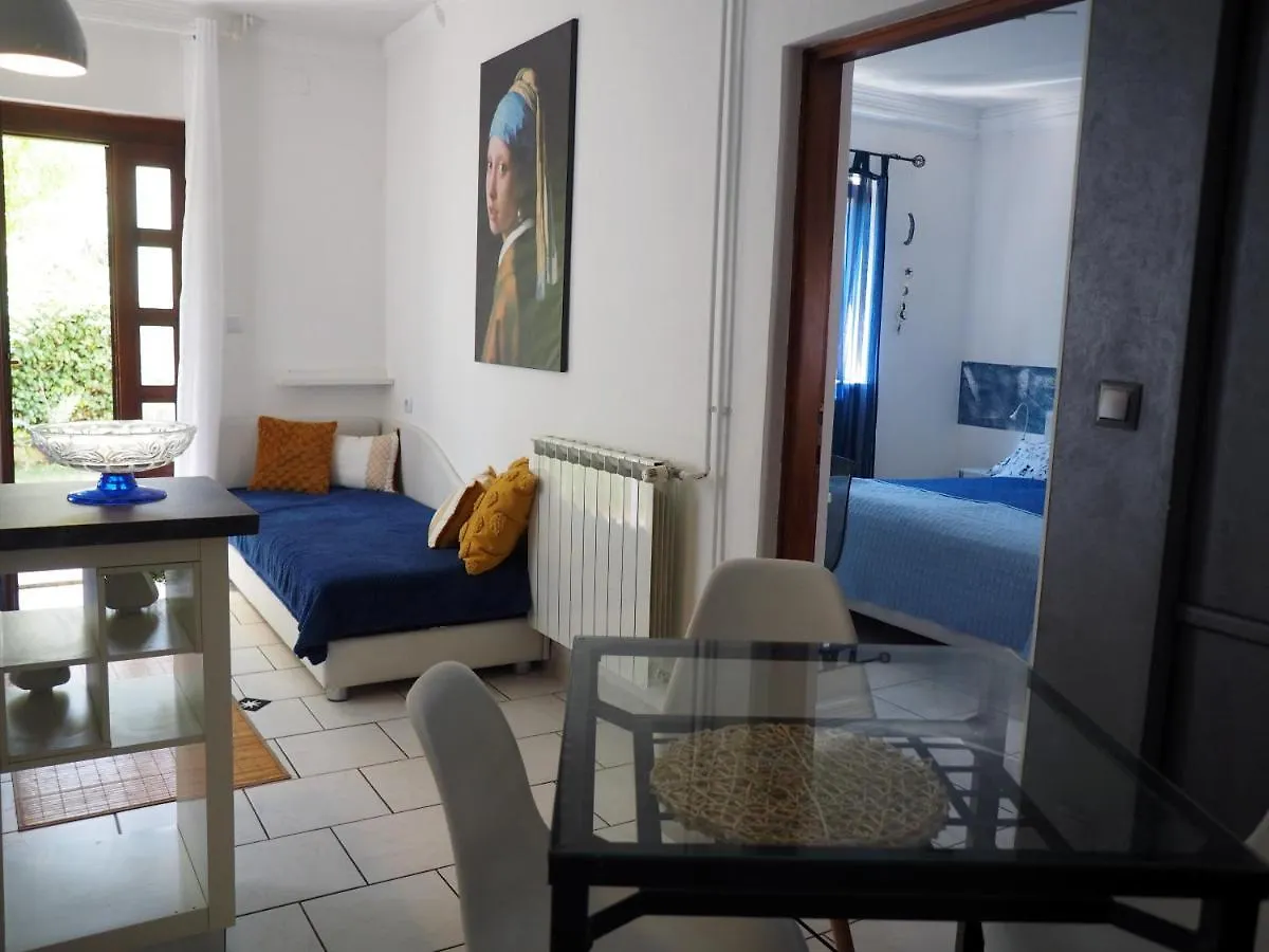 Dea Apartments 普拉