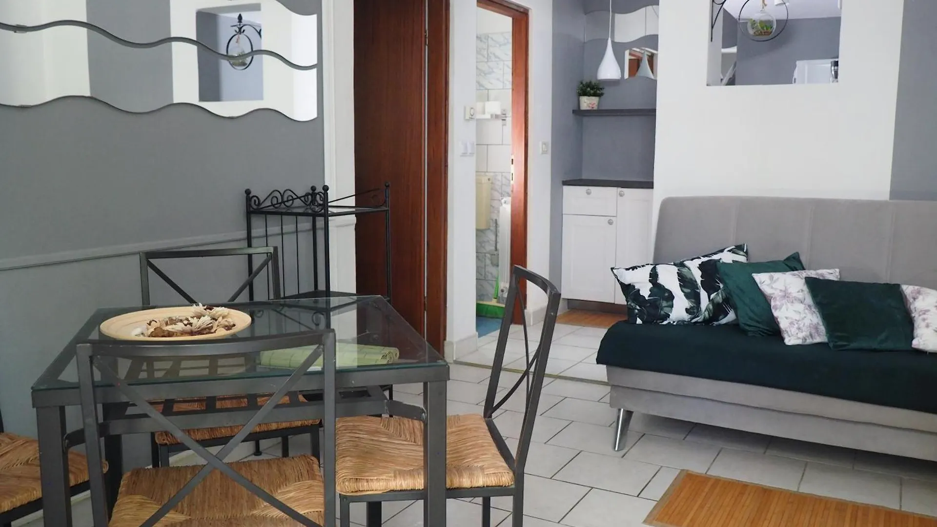 Dea Apartments 普拉